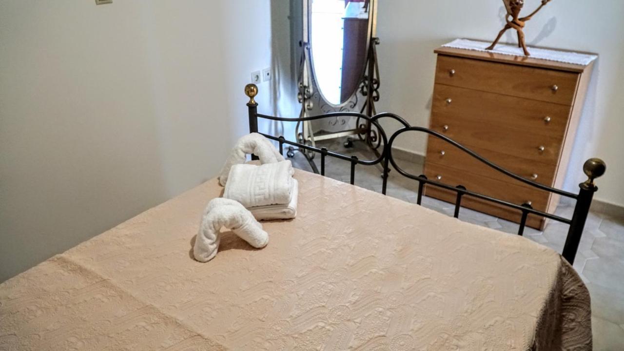Villa Astradeni Sými Eksteriør bilde